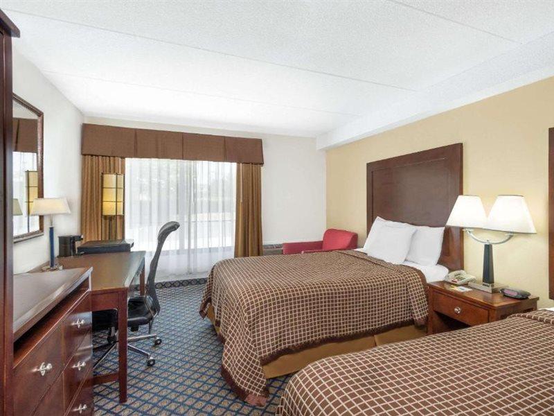 Days Inn By Wyndham Geneva/Finger Lakes Εξωτερικό φωτογραφία